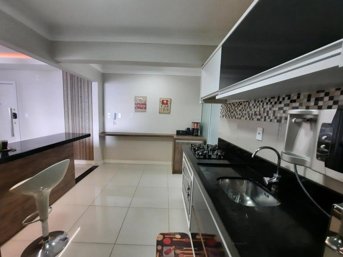 3 Suites Linda Vista Da Orla De Bc A 50M Da Praia - Somente Familiares Balneário Camboriú Buitenkant foto
