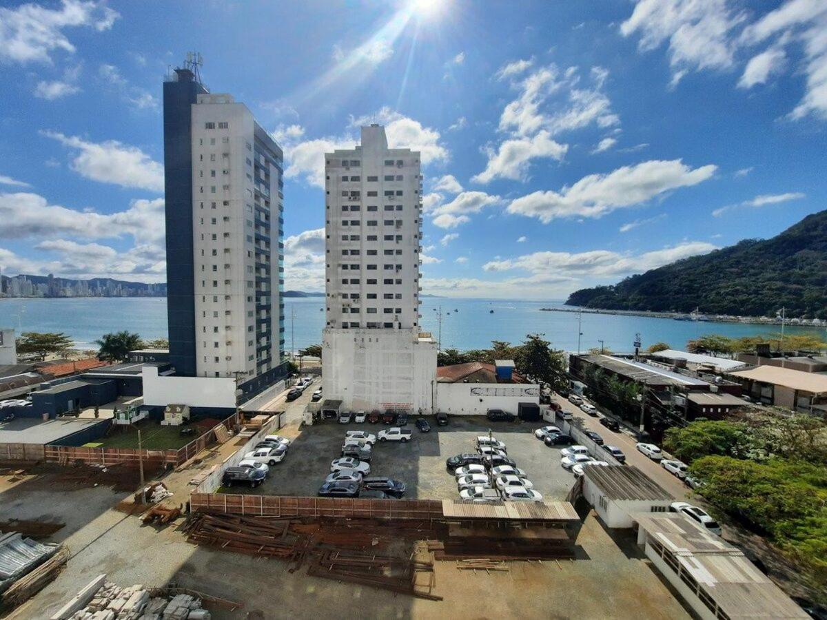 3 Suites Linda Vista Da Orla De Bc A 50M Da Praia - Somente Familiares Balneário Camboriú Buitenkant foto