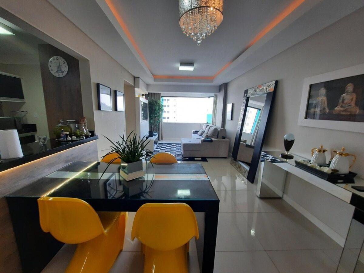 3 Suites Linda Vista Da Orla De Bc A 50M Da Praia - Somente Familiares Balneário Camboriú Buitenkant foto