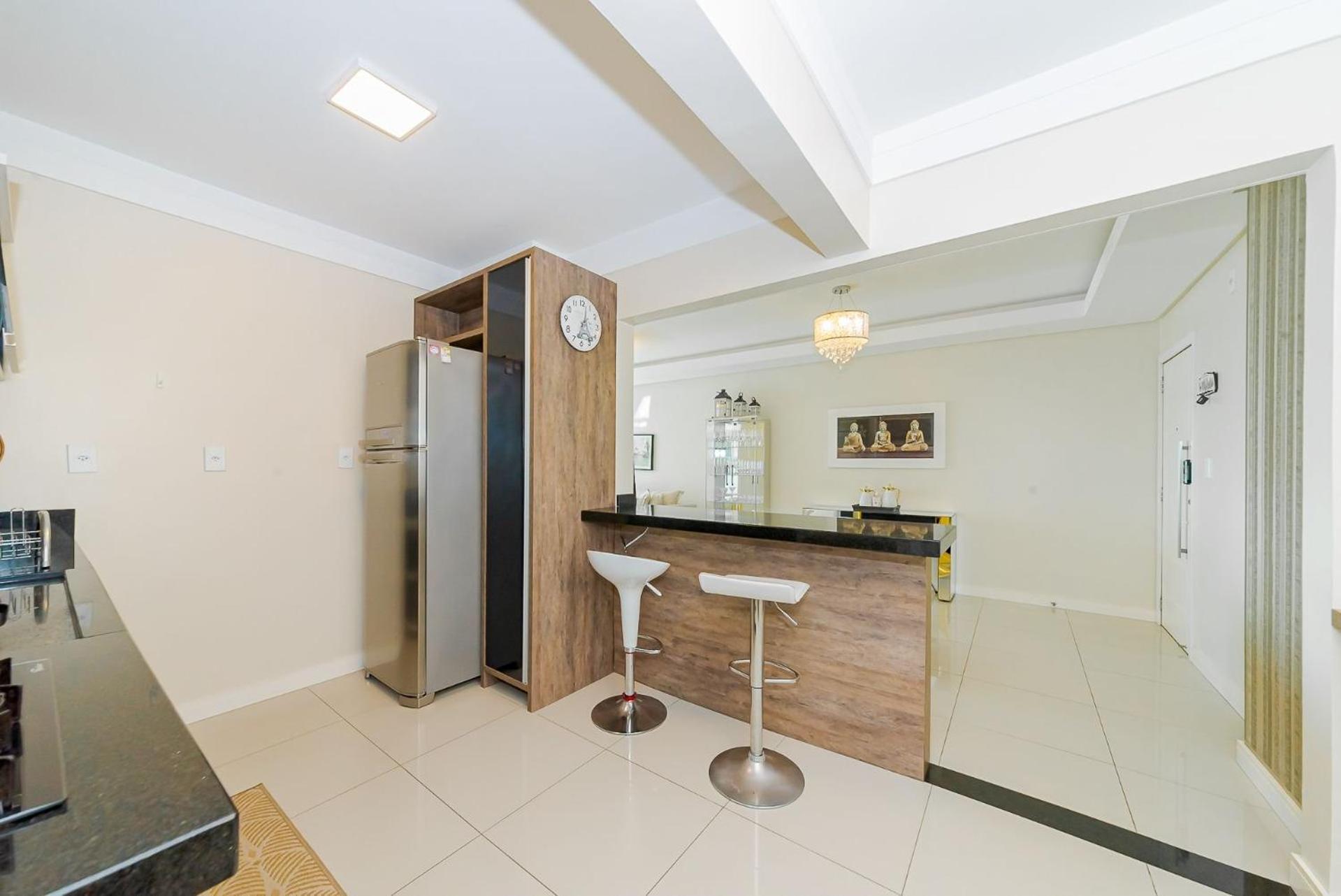 3 Suites Linda Vista Da Orla De Bc A 50M Da Praia - Somente Familiares Balneário Camboriú Buitenkant foto