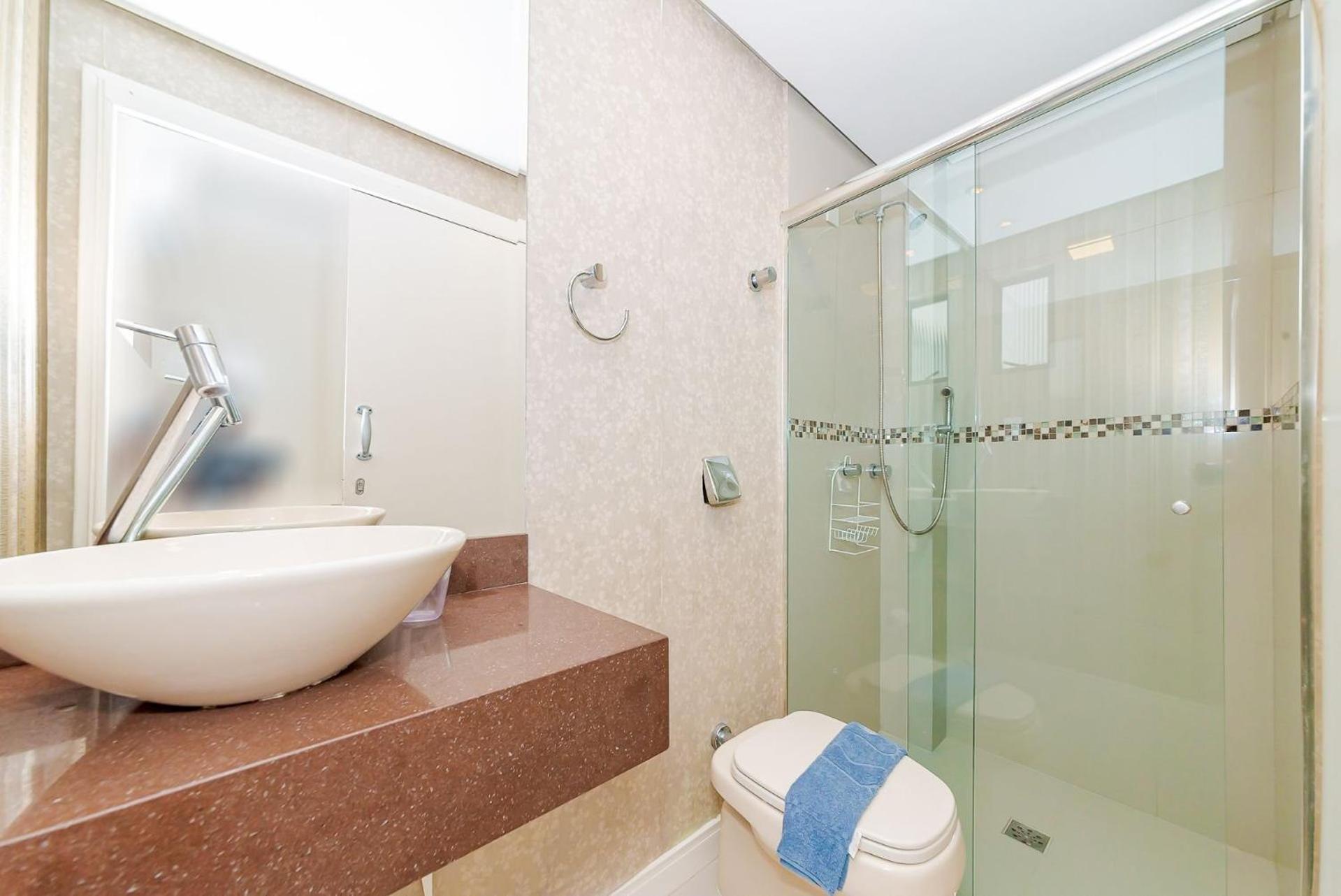 3 Suites Linda Vista Da Orla De Bc A 50M Da Praia - Somente Familiares Balneário Camboriú Buitenkant foto