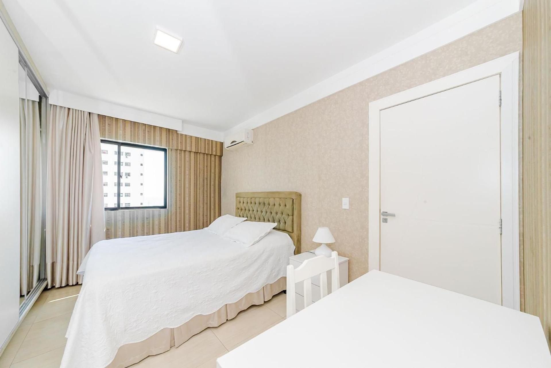 3 Suites Linda Vista Da Orla De Bc A 50M Da Praia - Somente Familiares Balneário Camboriú Buitenkant foto